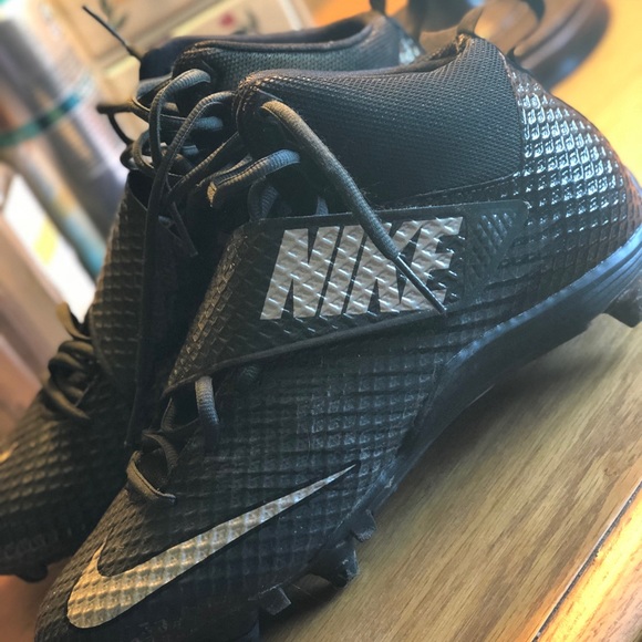 Nike men's cleats - Picture 3 of 5